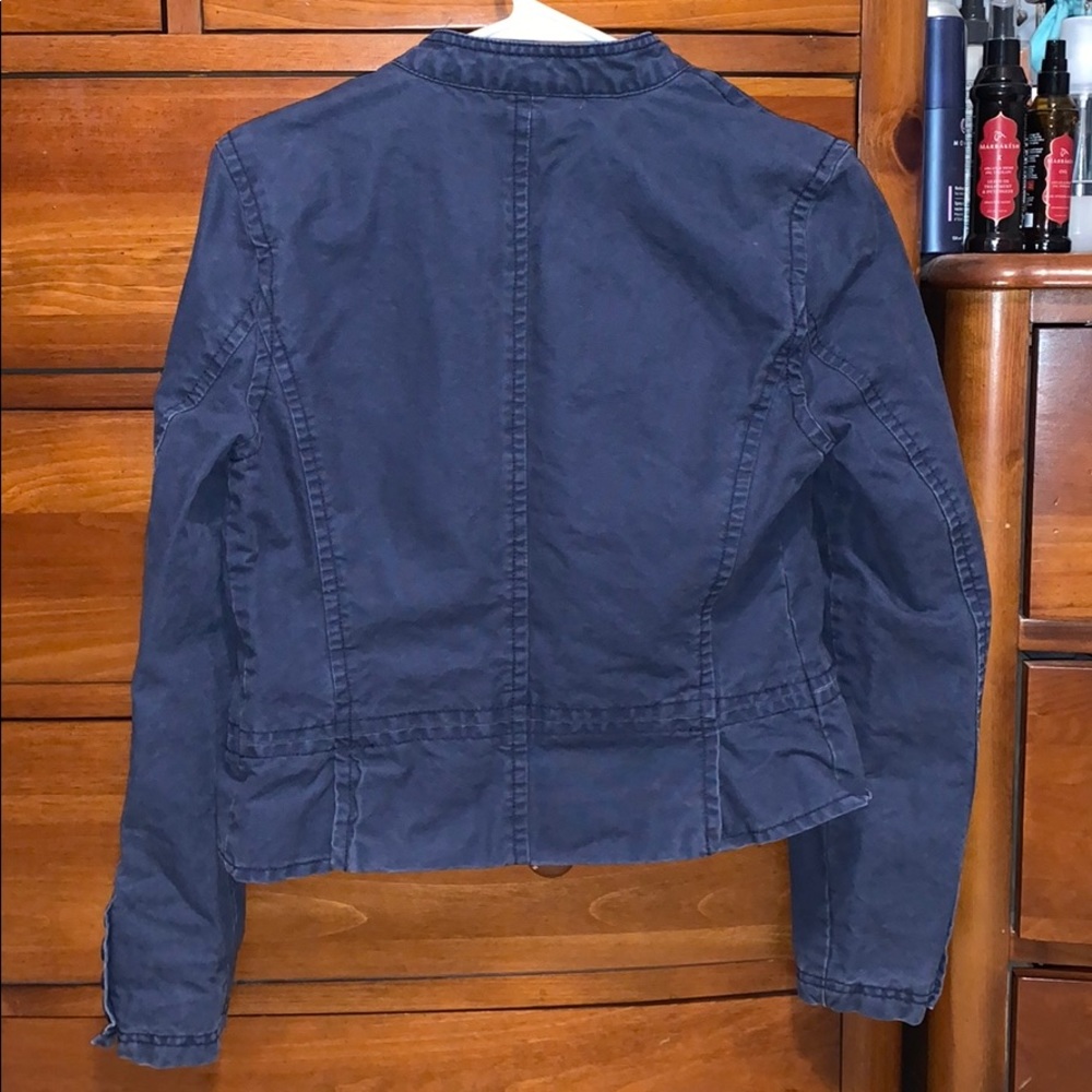 Jacket - Picture 4 of 4